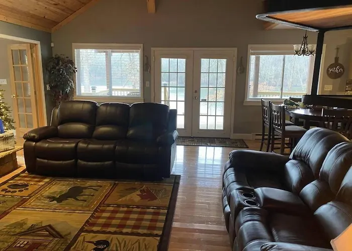 Lakehouse Hot Tub & Pool Close To Ark Encounter
